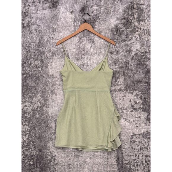 New Superdown Dress Small Womens Revolve Green Chiffon Textured Embossed Mini - Picture 3 of 8